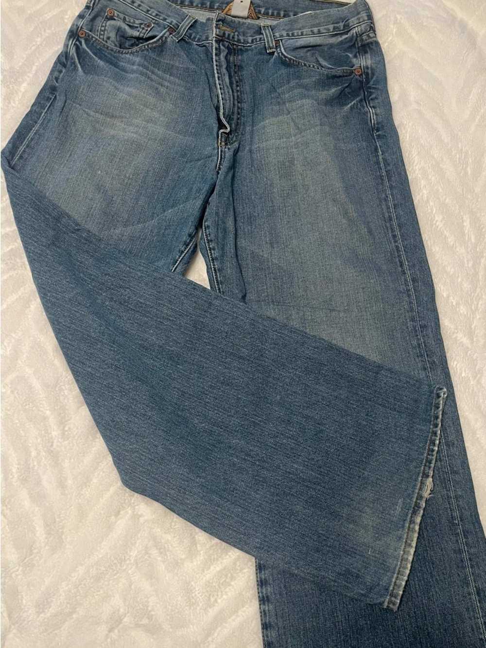 Lucky Brand Men's Mid-Blue Straight-Leg Jeans